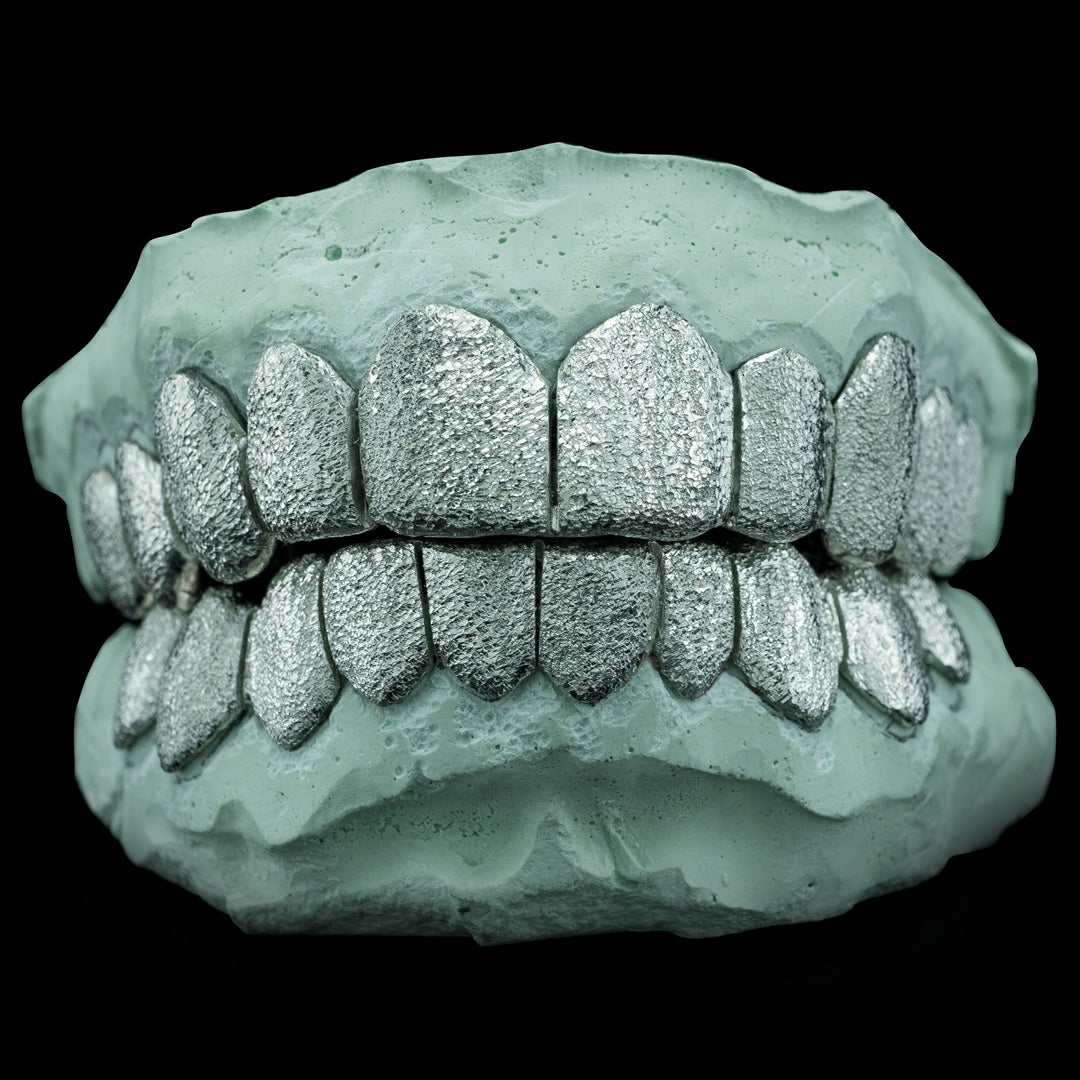 Solid-sterling-silver-diamond-dust-set-grillz